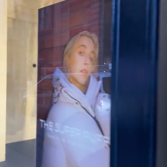 NYC Aritzia - Picture 11 of 13